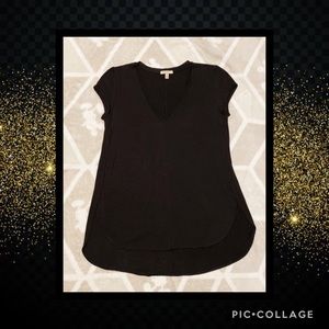 ❤️ 5/$20 Bordeaux (Anthropologie) tee